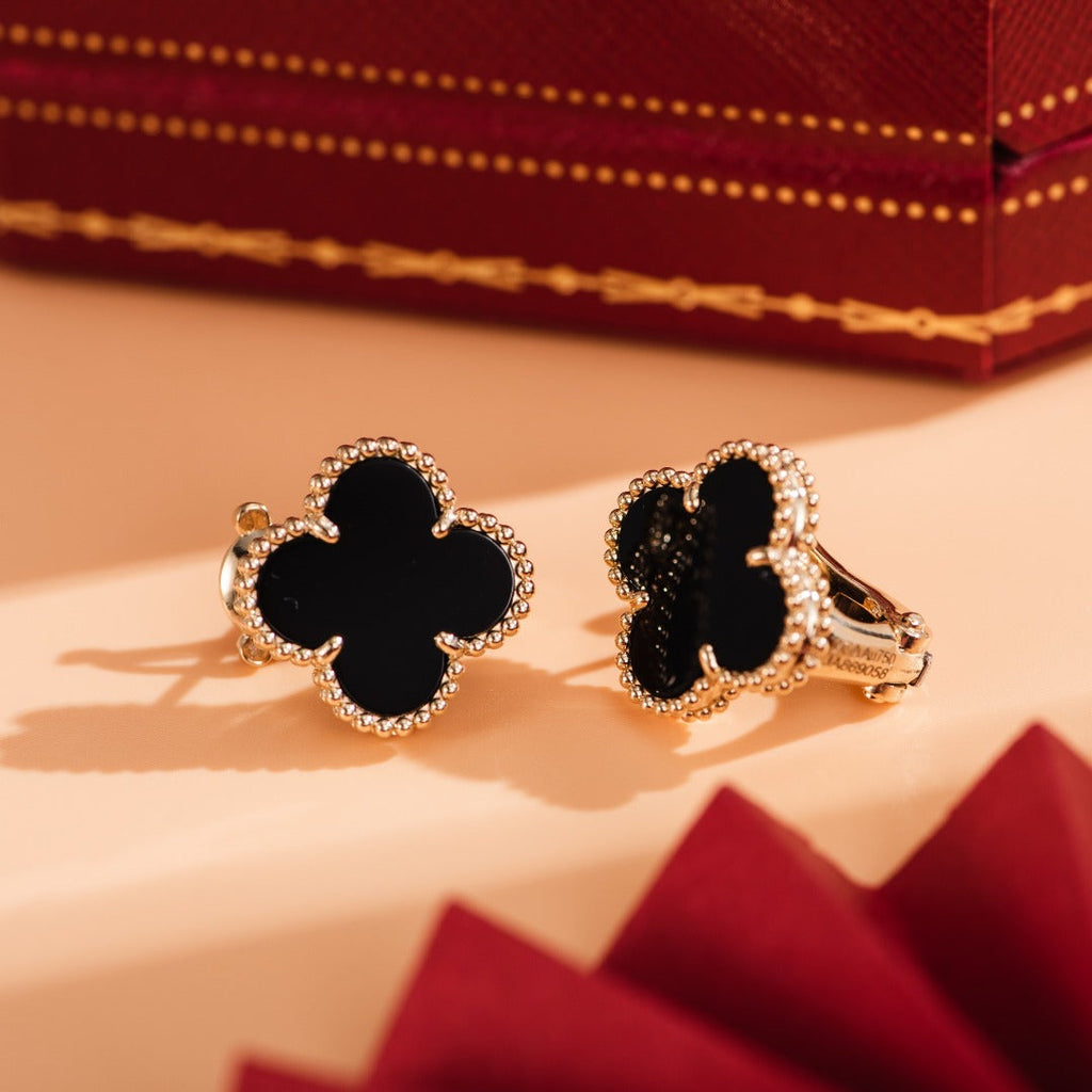 Van Cleef & Arpels CLOVER MEDIUM ONYX PINK GODL EARRINGS