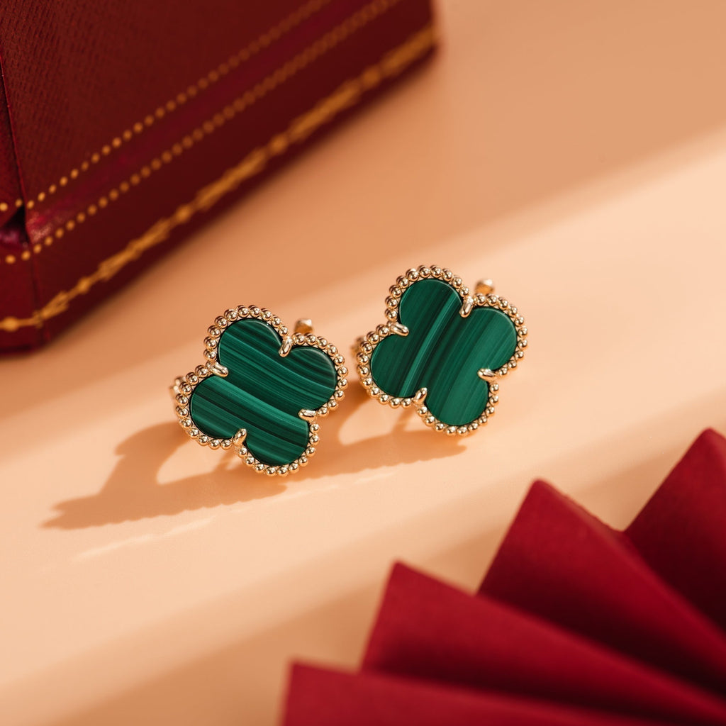 Van Cleef & Arpels CLOVER MEDIUM MALACHITE PINK GODL EARRINGS