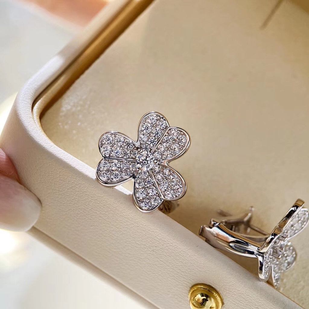 Van Cleef & Arpels CLOVER COMOS SILVER DIAMOND EARRINGS