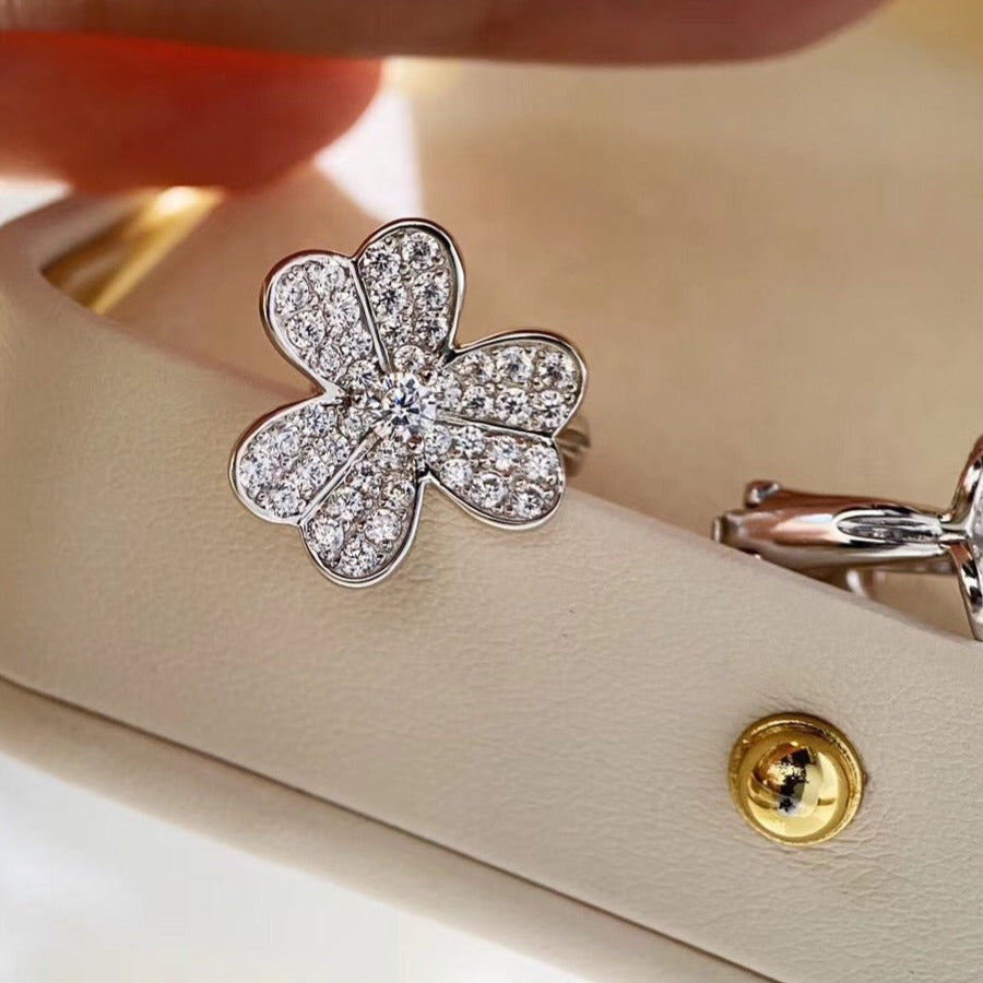 Van Cleef & Arpels CLOVER COMOS SILVER DIAMOND EARRINGS