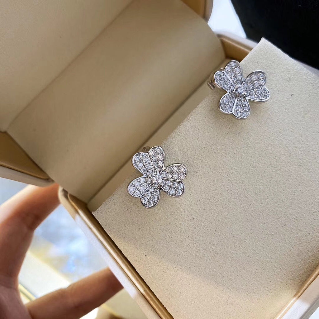 Van Cleef & Arpels CLOVER COMOS SILVER DIAMOND EARRINGS