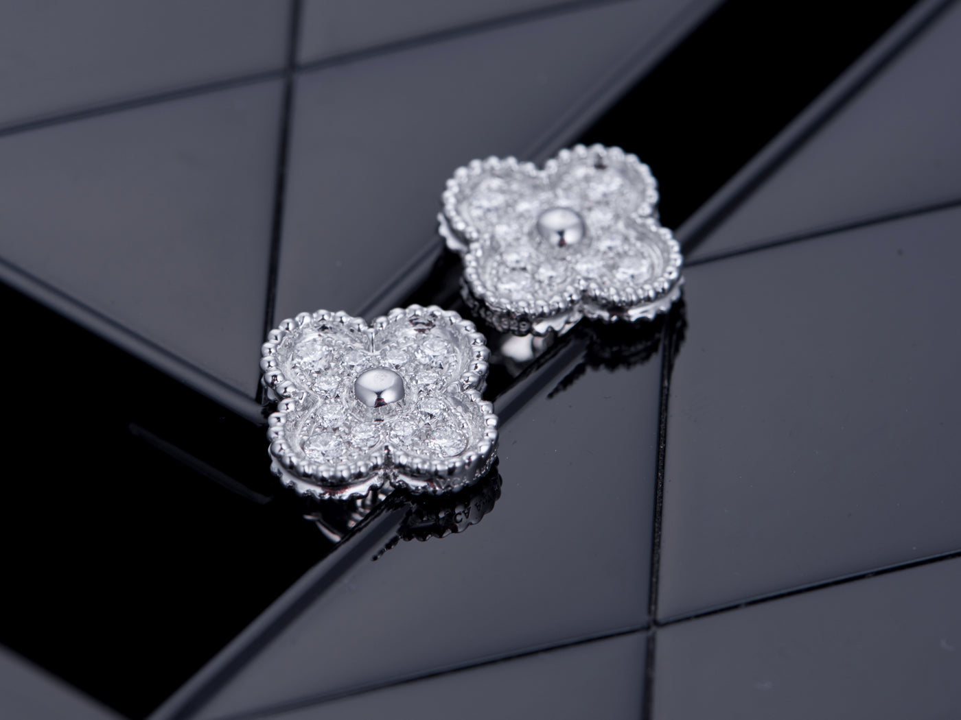 Van Cleef & Arpels CLOVER SILVER DIAMOND STUD EARRINGS