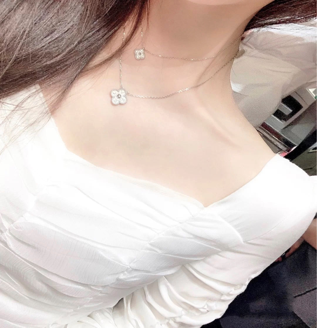 Van Cleef & Arpels CLOVER SILVER DIAMOND NECKLACE