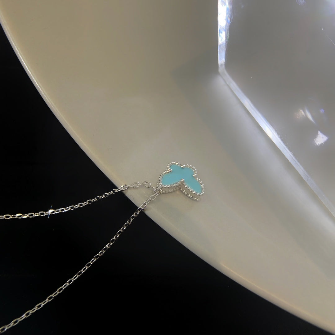 Van Cleef & Arpels BUTTERFLY PEDANT SILVER TURQUOISE NECKLACE