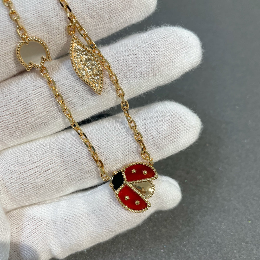 Van Cleef & Arpels LUCKY SPRING 15 MOTIFS GOLD NECKLACE