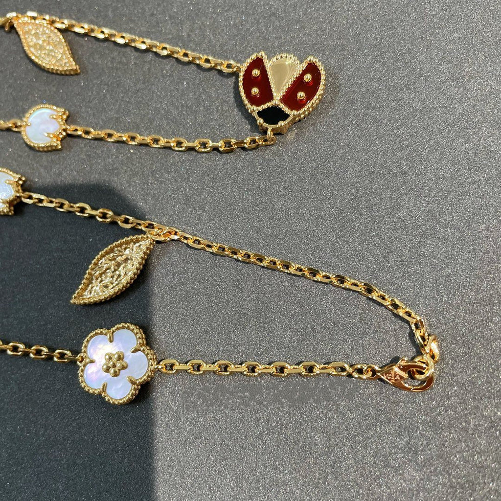 Van Cleef & Arpels LUCKY SPRING 15 MOTIFS GOLD NECKLACE