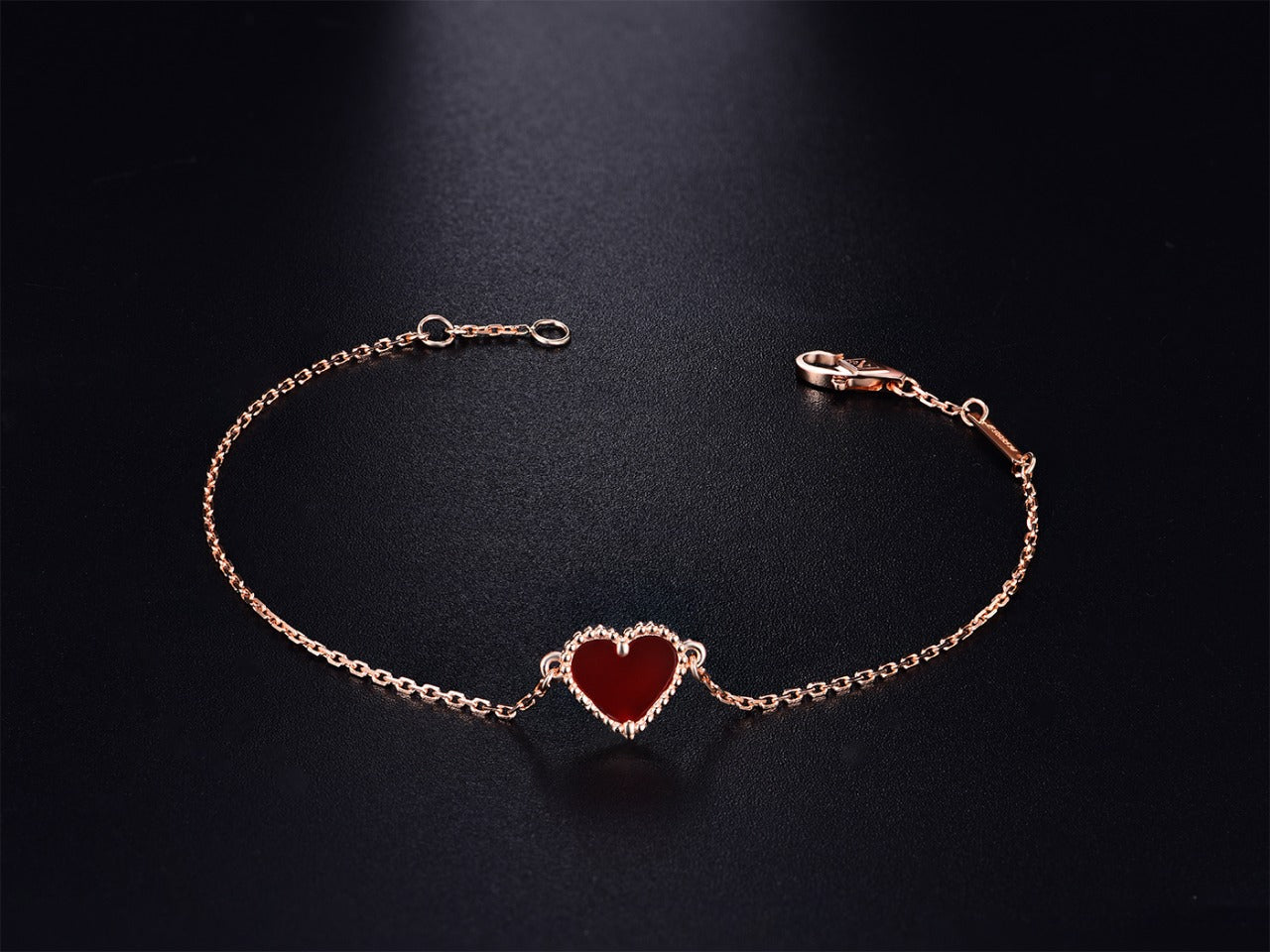 Van Cleef & Arpels HEART CARNELIAN PINK GOLD BRACELET