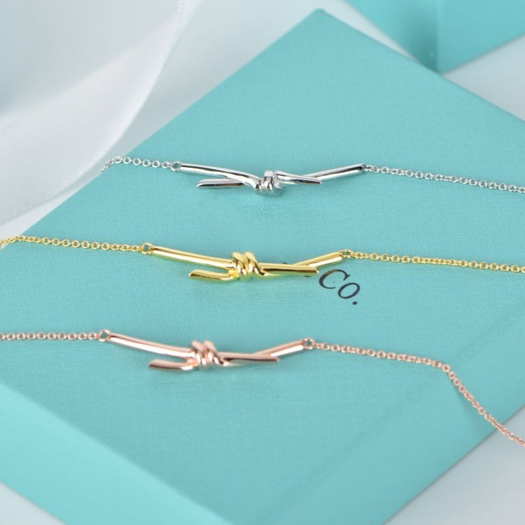TIFFANY KNOT NECKLACE