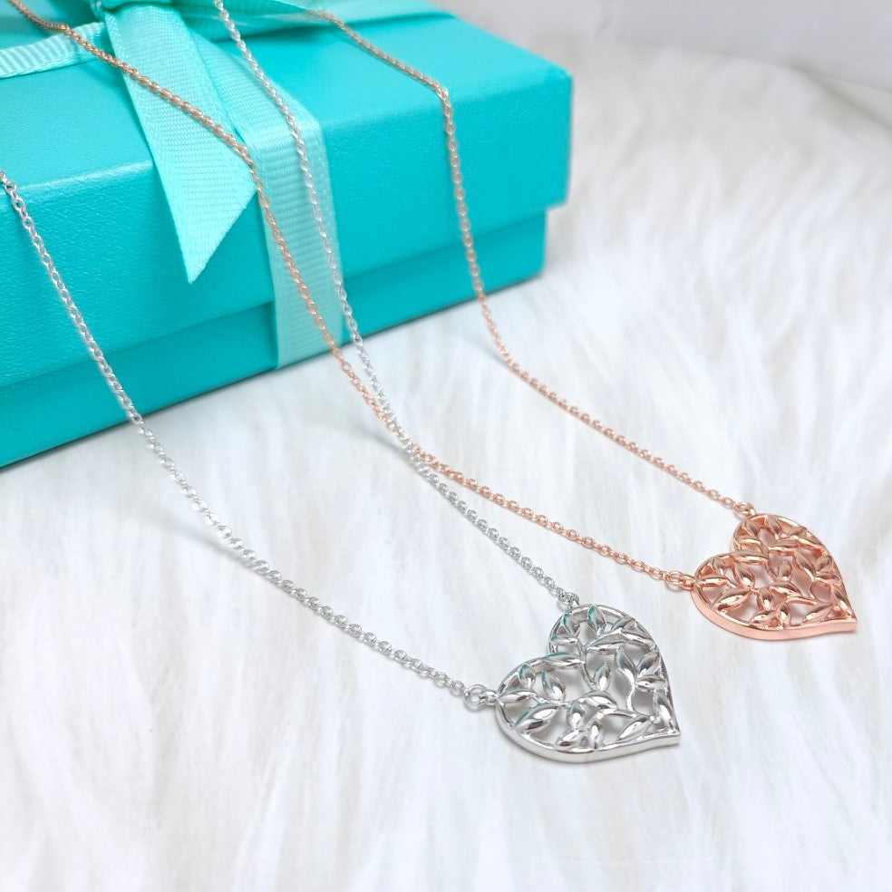 TIFFANY HEART LEAF PEDANT NECKLACE