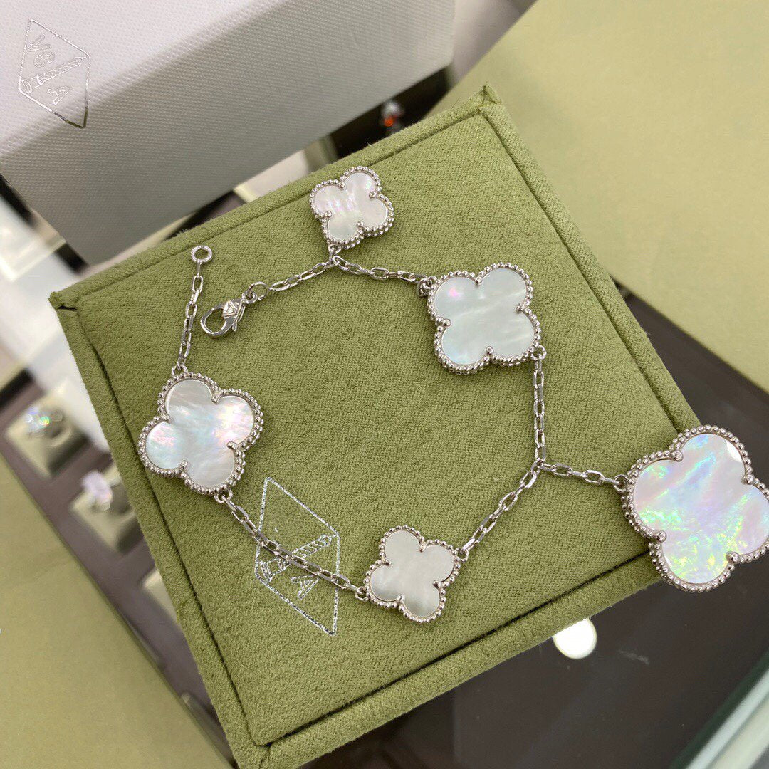 Van Cleef & Arpels CLOVER 5 MOTIFS SIVLER WHITE MOP BRACELET