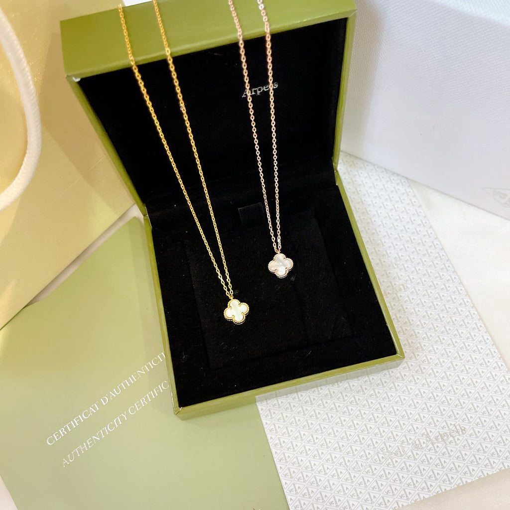 Van Cleef & Arpels CLOVER PEDANT MINI MOP NECKLACE
