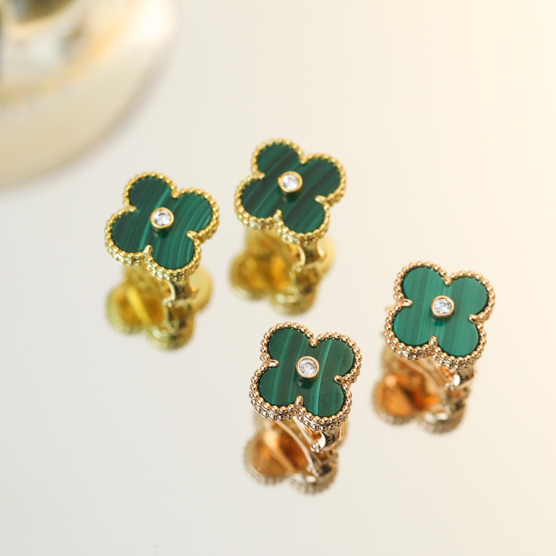 Van Cleef & Arpels CLOVER MALACHITE DIAMOND EARRINGS