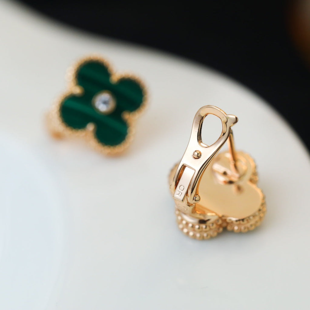 Van Cleef & Arpels CLOVER MALACHITE DIAMOND EARRINGS