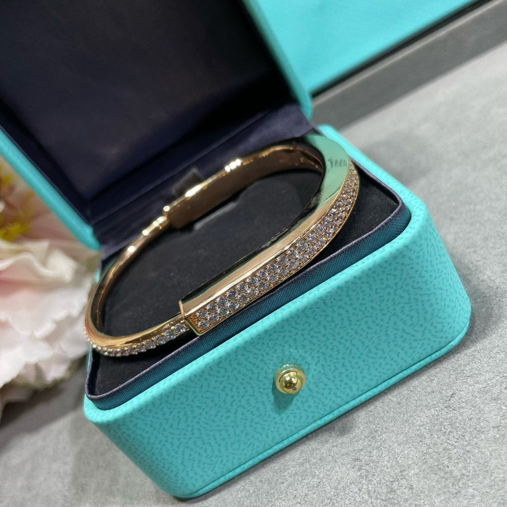 TIFFANY LOCK BRACELET DIAMOND PAVED