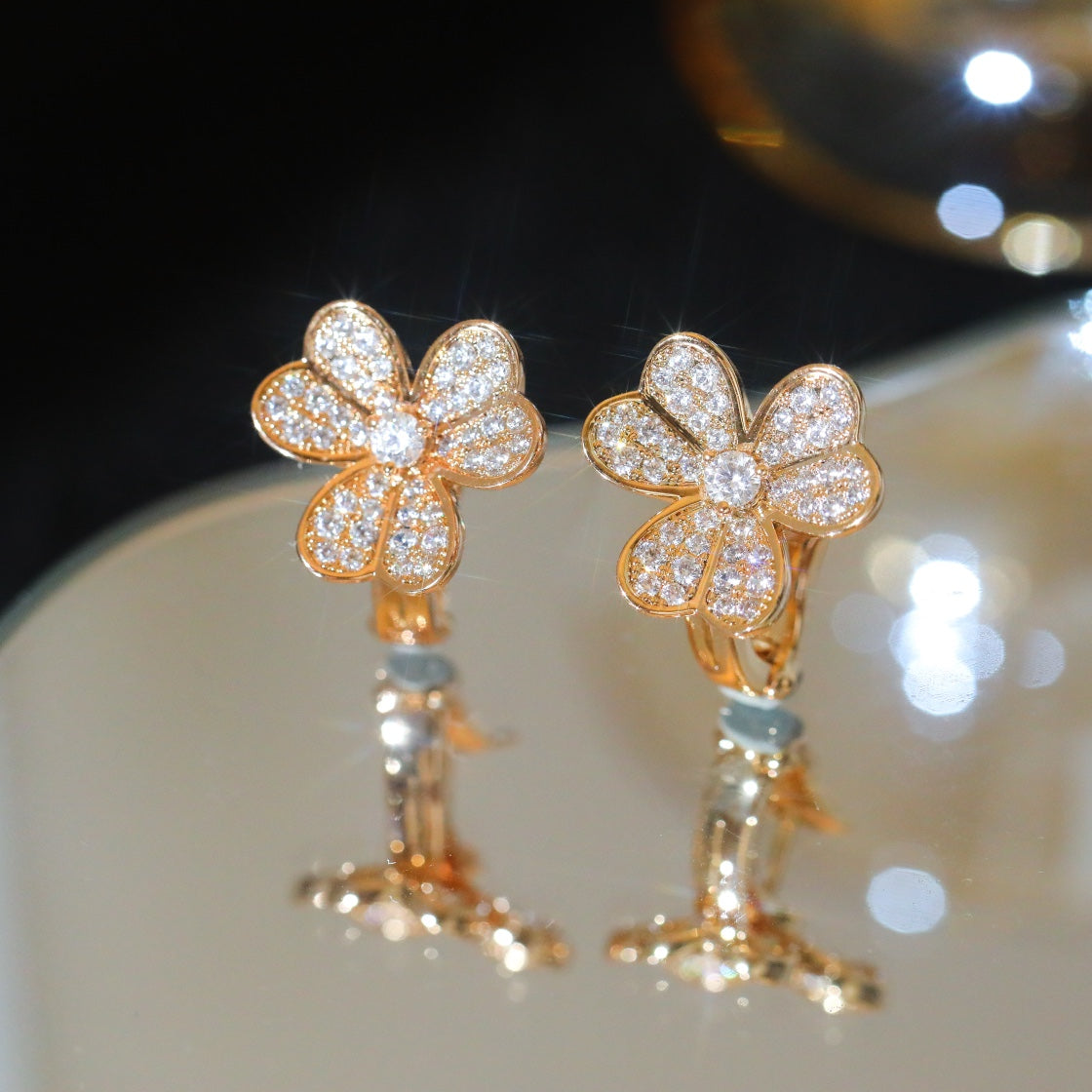 Van Cleef & Arpels FRIVOLE FLOWER DIAMOND EARRINGS