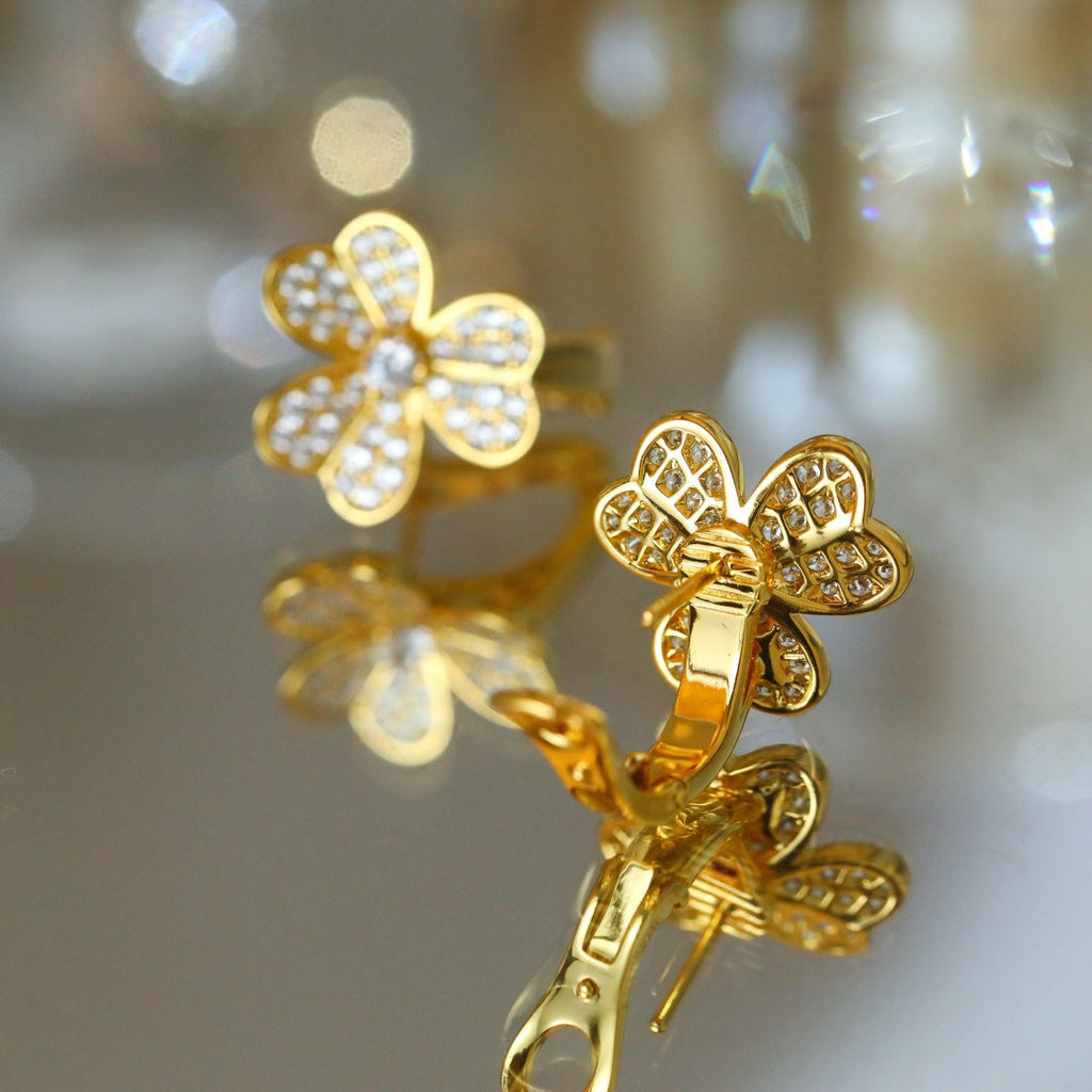 Van Cleef & Arpels FRIVOLE FLOWER DIAMOND EARRINGS