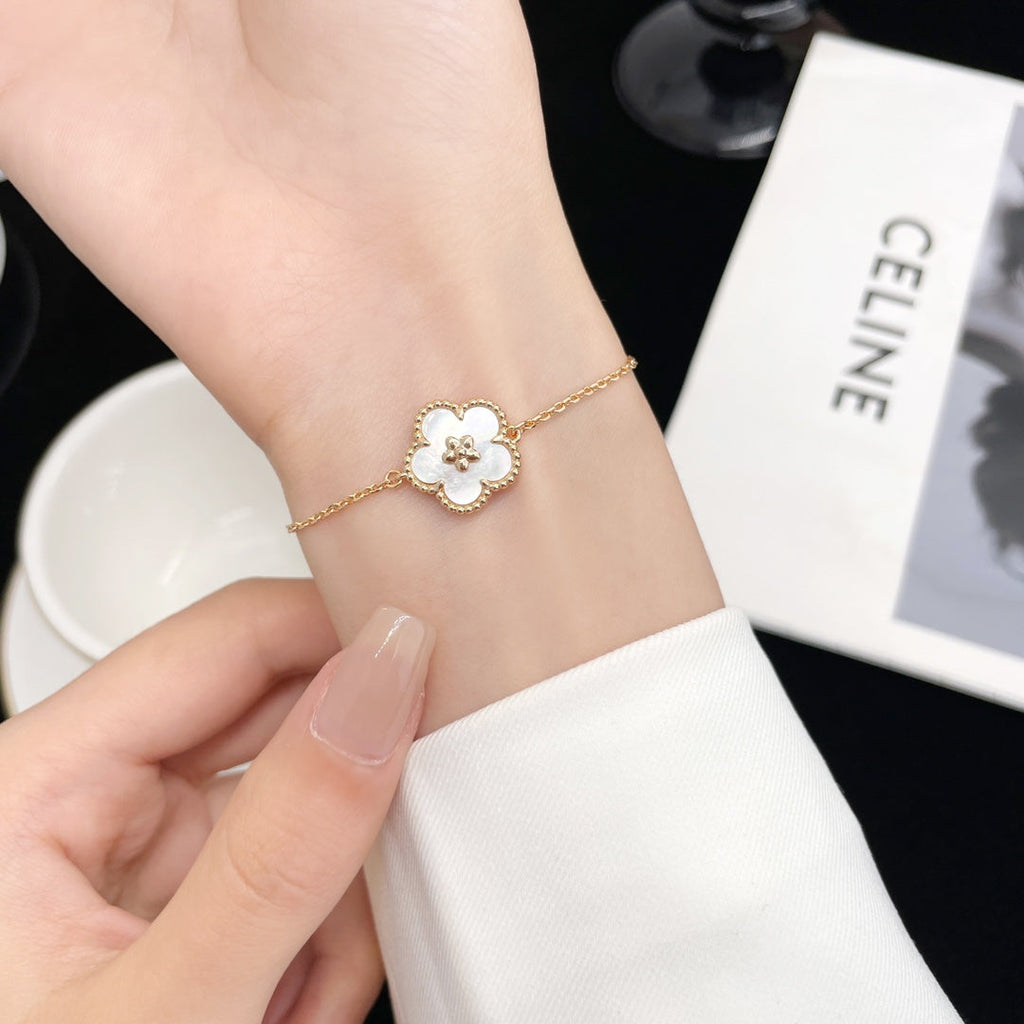 Van Cleef & Arpels LUCKY SPRING PINK GOLD MOP BRACELET