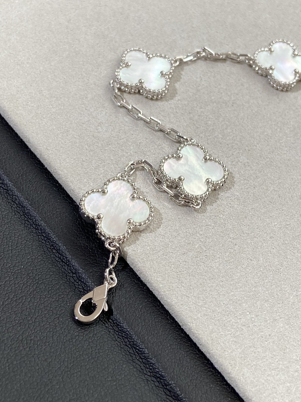 Van Cleef & Arpels CLOVER SILVER MOP 5 MOTIF BRACELET