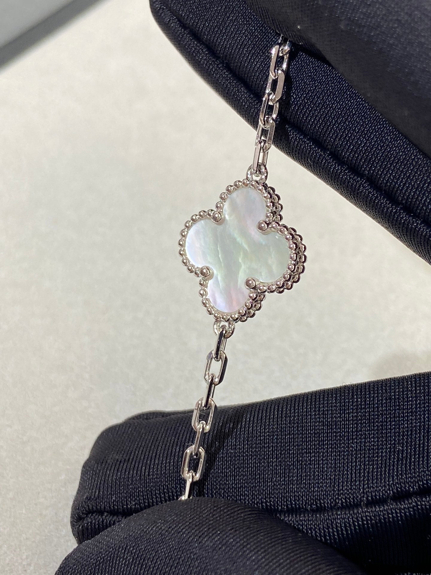 Van Cleef & Arpels CLOVER SILVER MOP 5 MOTIF BRACELET