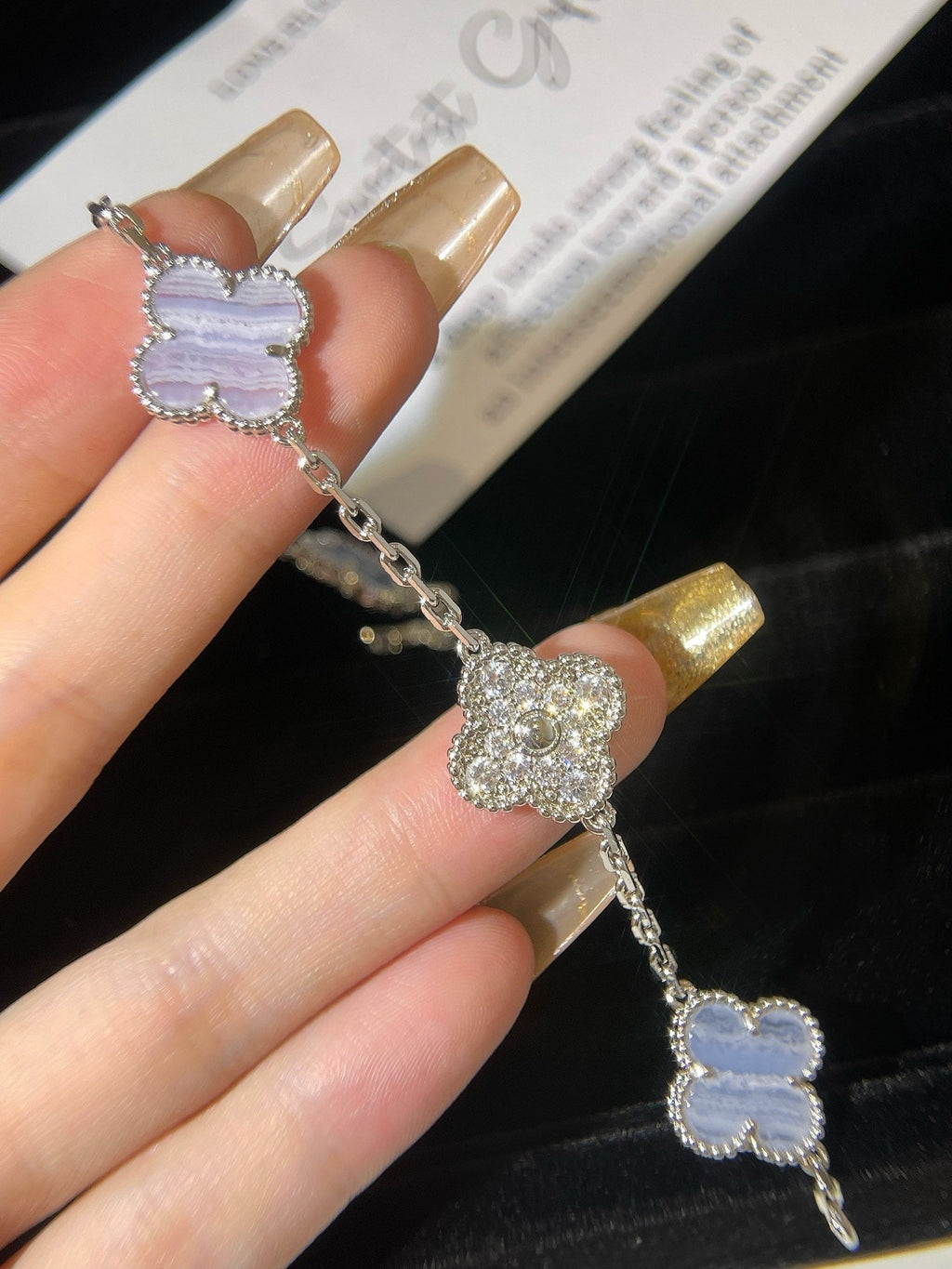 Van Cleef & Arpels CLOVER 5 MOTIFS SILVER CHALCEDONY DIAMOND BRACELET