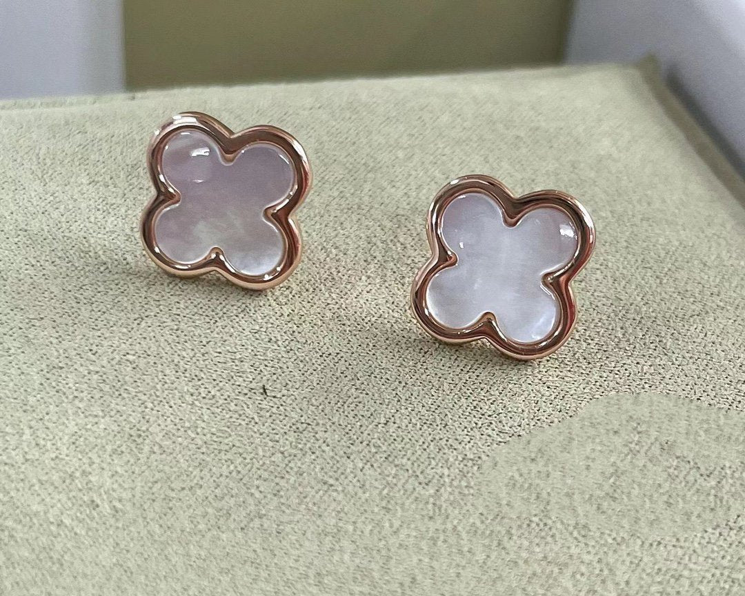 Van Cleef & Arpels PURE CLOVER MOP PINK GOLD EARRINGS