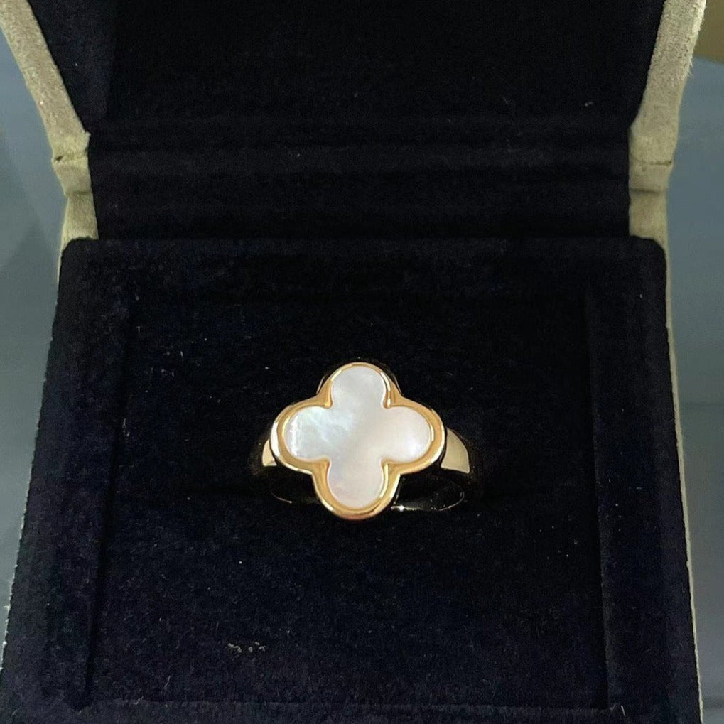 Van Cleef & Arpels PURE CLOVER MOP PINK GOLD RING