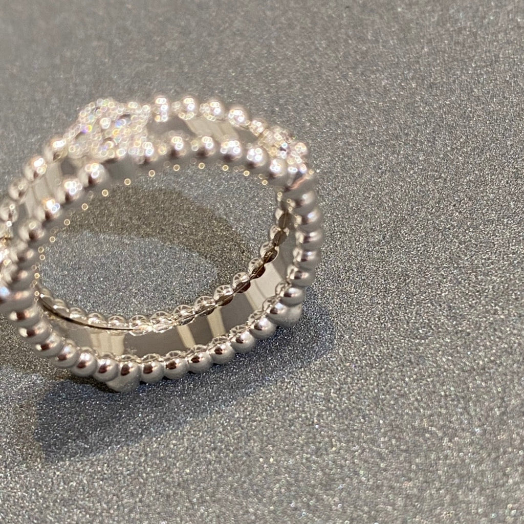 Van Cleef & Arpels PERLEE SILVER DIAMOND RING