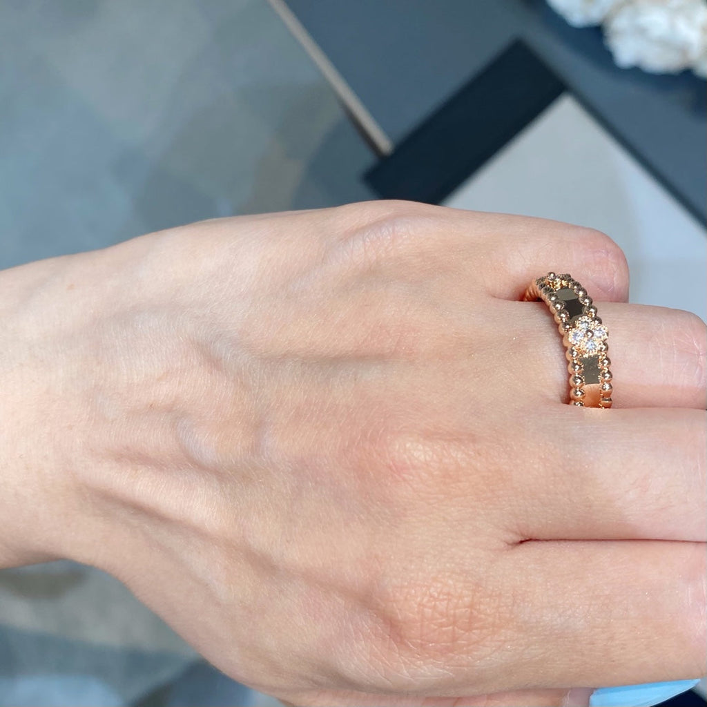 Van Cleef & Arpels PERLEE PINK GOLD DIAMOND RING
