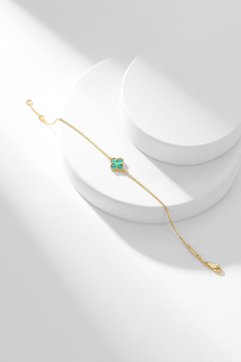 Van Cleef & Arpels CLOVER BRACELET MALACHITE 1 MOTIF