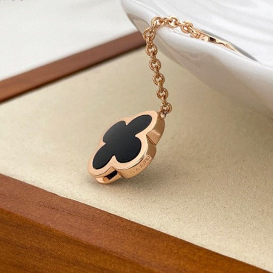 Van Cleef & Arpels PURE CLOVER ONYX BRACELET 4 MOTIFS