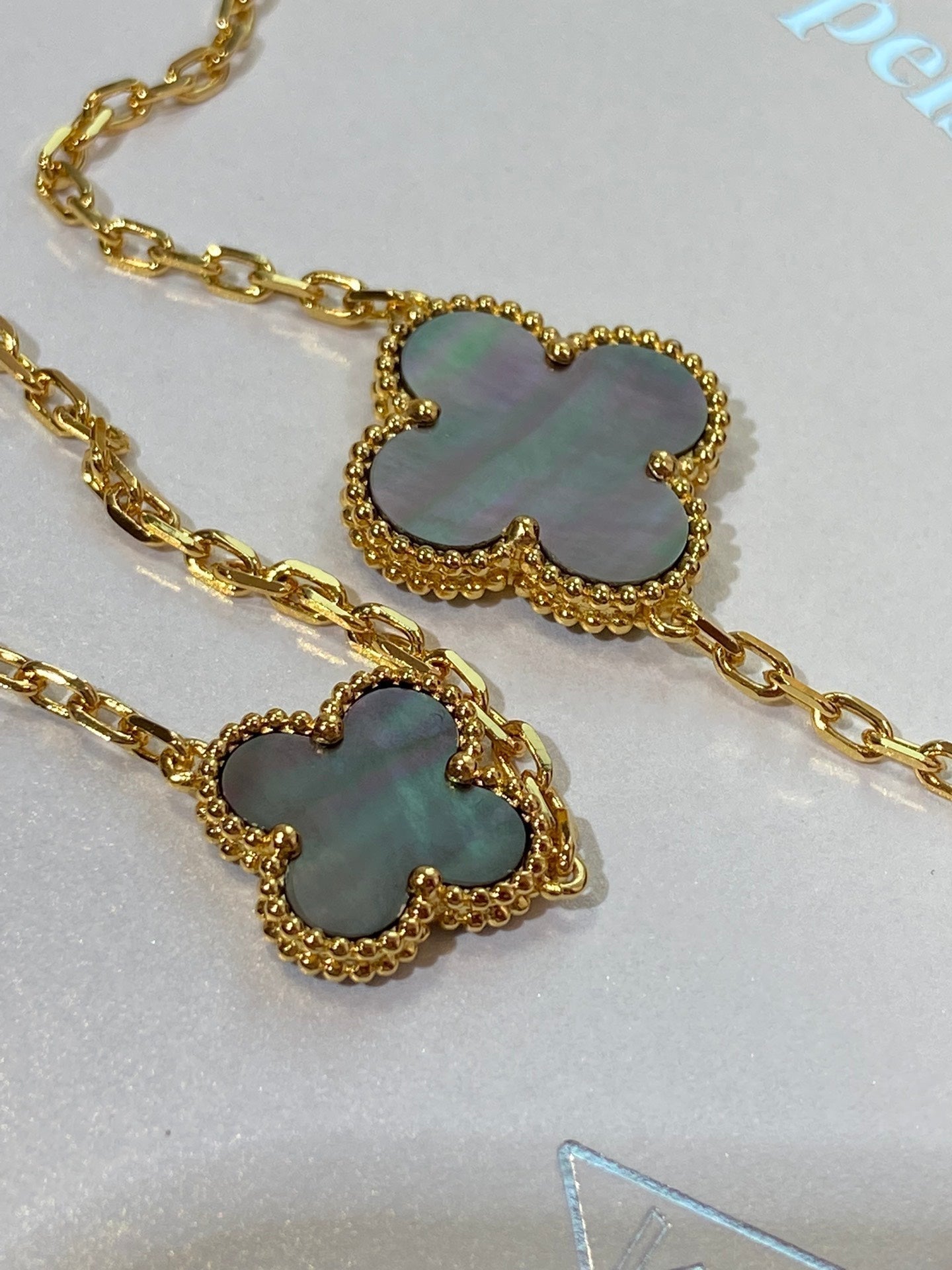 Van Cleef & Arpels CLOVER ONYX MOP 16 MOTIF GOLD 130CM NECKLACE