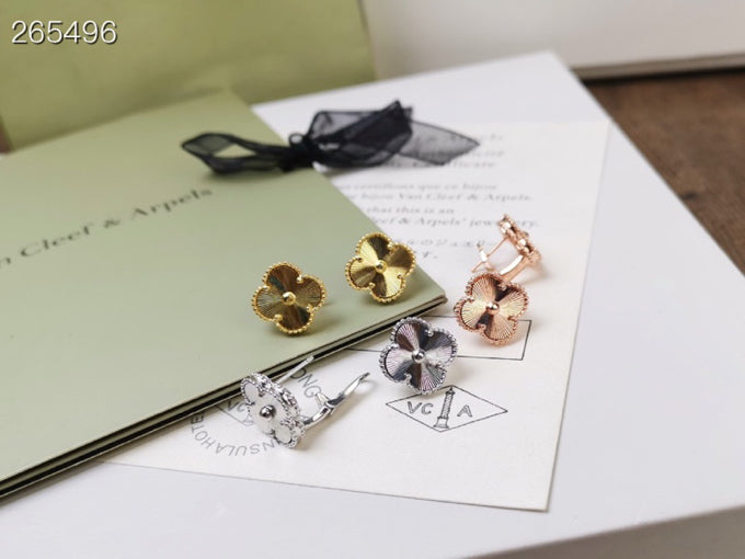 Van Cleef & Arpels CLOVER MEDIUM STUD EARRINGS