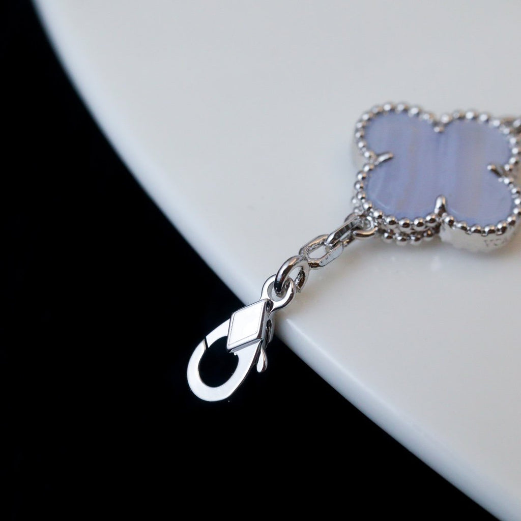 Van Cleef & Arpels CLOVER 5 MOTIF SILVER CHALCEDONY BRACELET