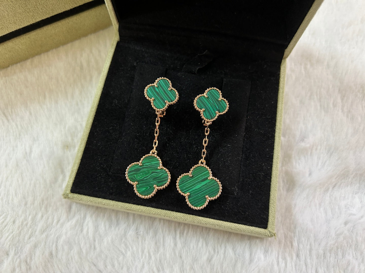 Van Cleef & Arpels CLOVER 2 MOTIF MALACHITE EARRINGS