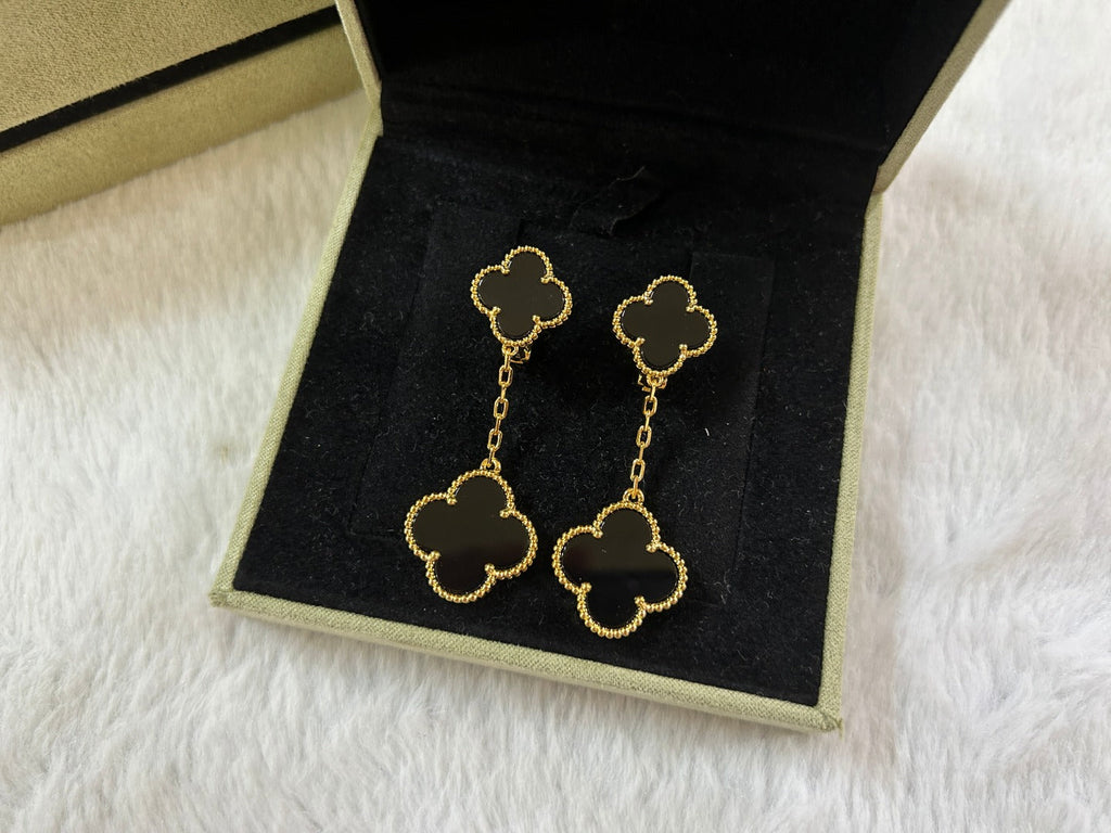 Van Cleef & Arpels CLOVER 2 MOTIF ONYX EARRINGS