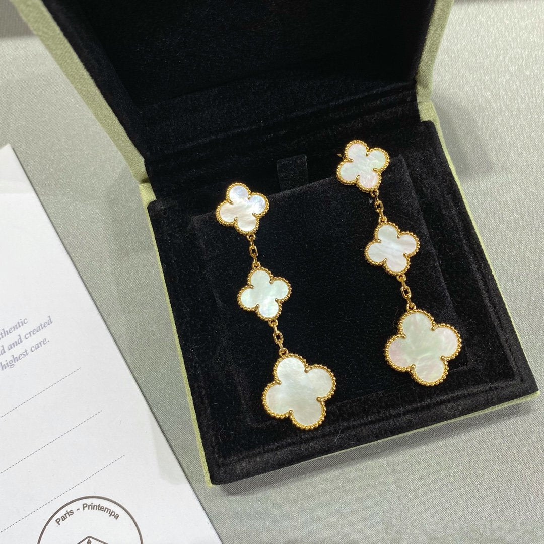 Van Cleef & Arpels CLOVER MOP 3 MOTIFS GOLD EARRINGS