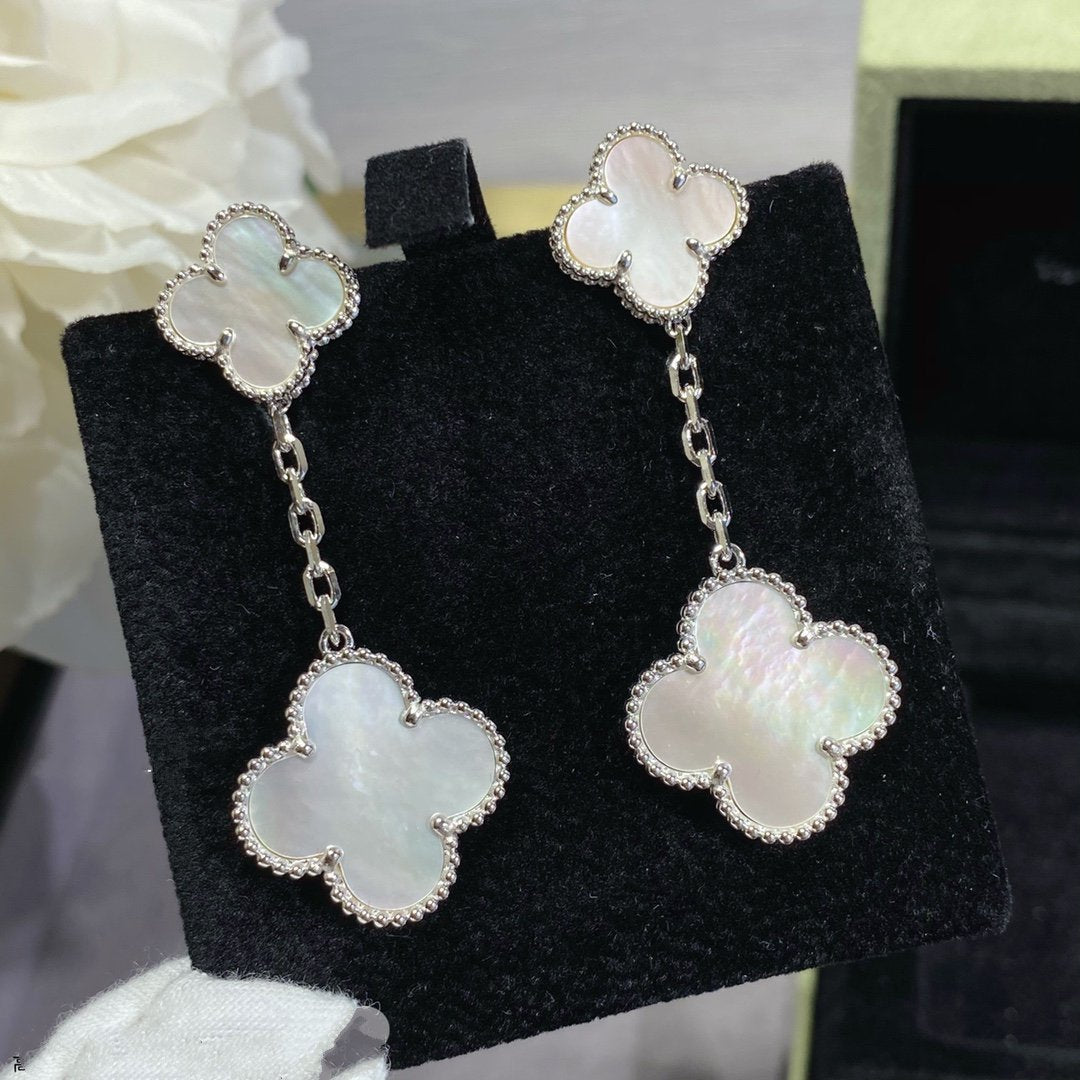 Van Cleef & Arpels CLOVER MOP 2 MOTIFS SILVER EARRINGS