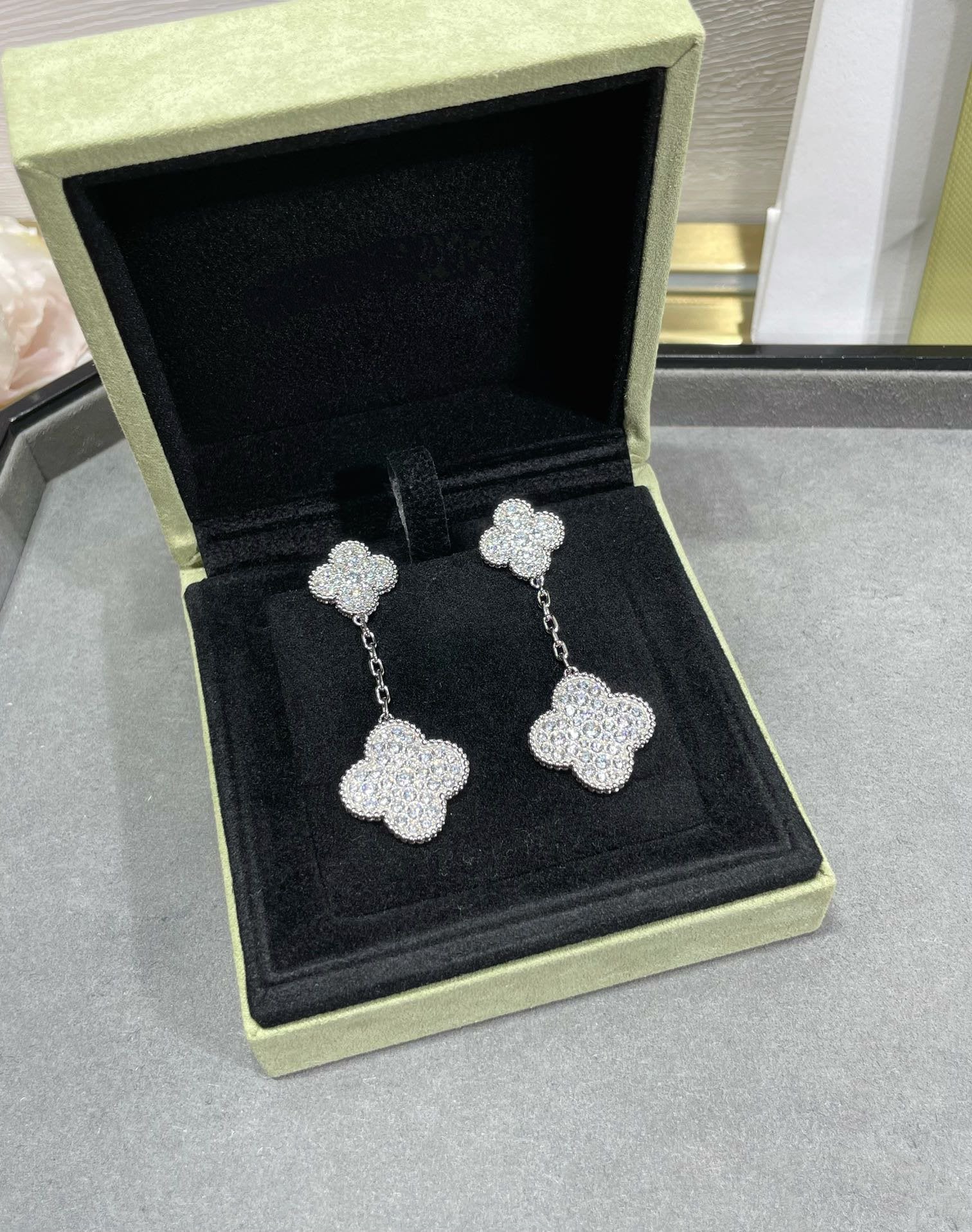 Van Cleef & Arpels CLOVER 2 MOTIFS DIAMOND PAVED SILVER EARRINGS
