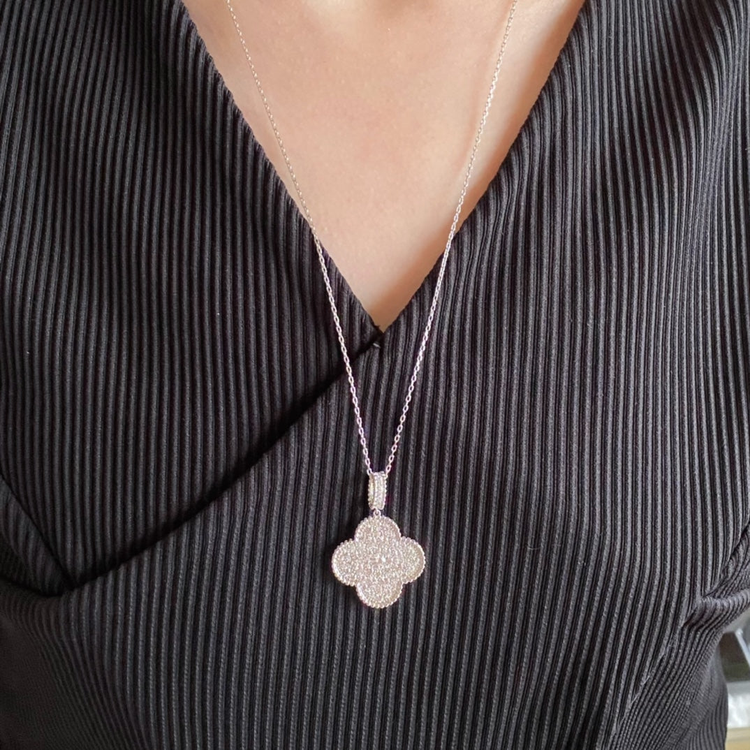 Van Cleef & Arpels CLOVER LARGE PEDANT DIAMOND PAVED LONG NECKLACE