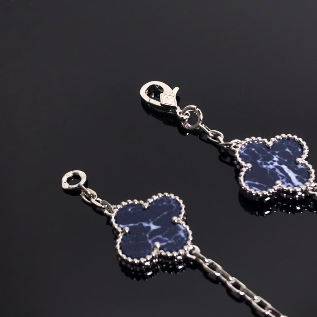 Van Cleef & Arpels CLOVER 10 MOTIF SILVER PIETERSITE NECKLACE