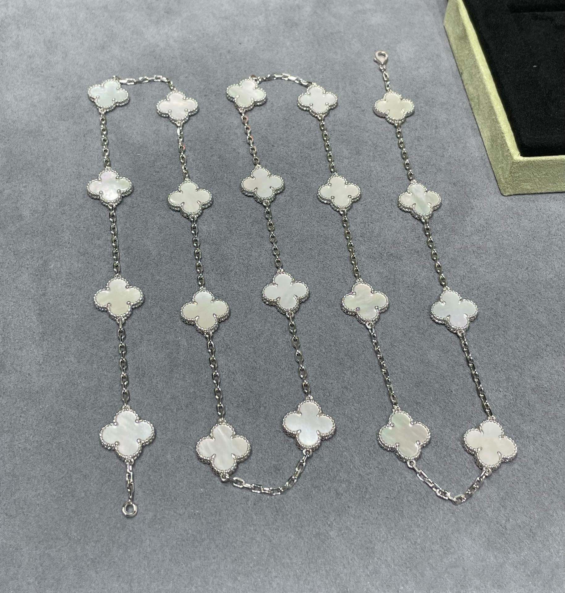 Van Cleef & Arpels CLOVER 20 MOTIF WHITE MOP 86CM SILVER NECKLACE