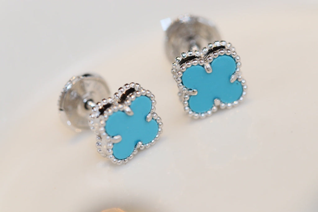 Van Cleef & Arpels CLOVER MINI TURQUOISE SILVER STUD EARRINGS