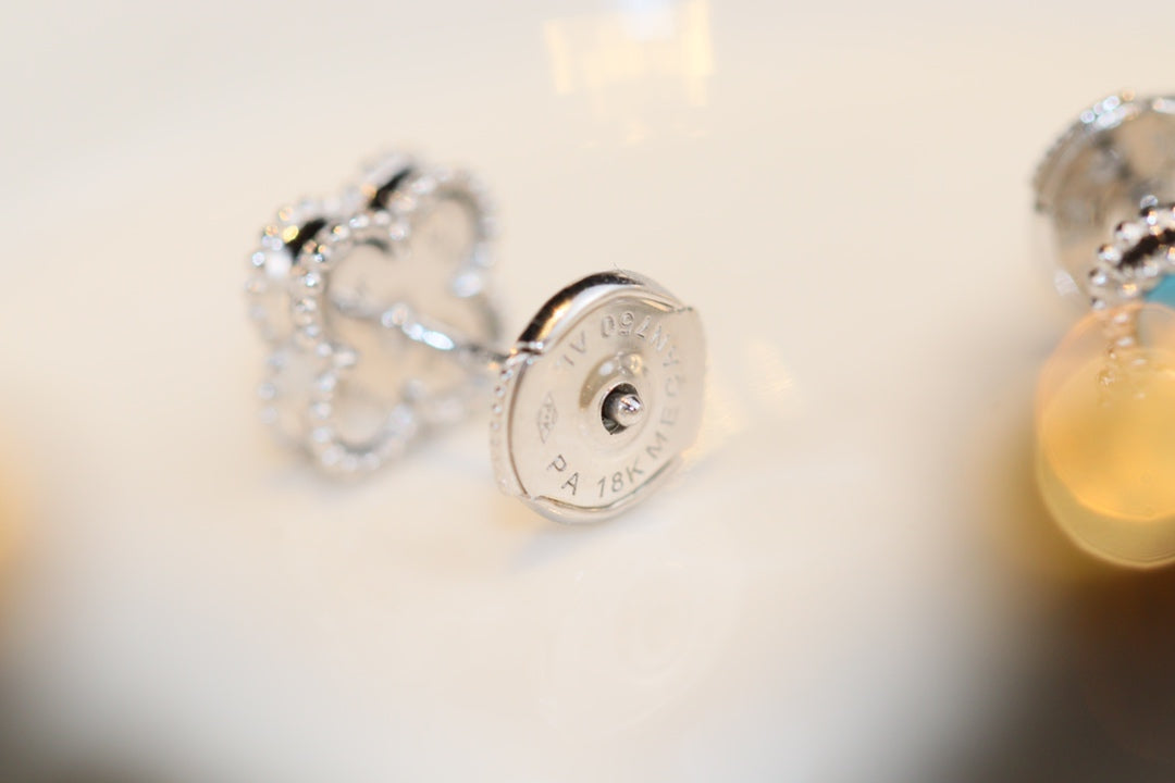 Van Cleef & Arpels CLOVER MINI TURQUOISE SILVER STUD EARRINGS