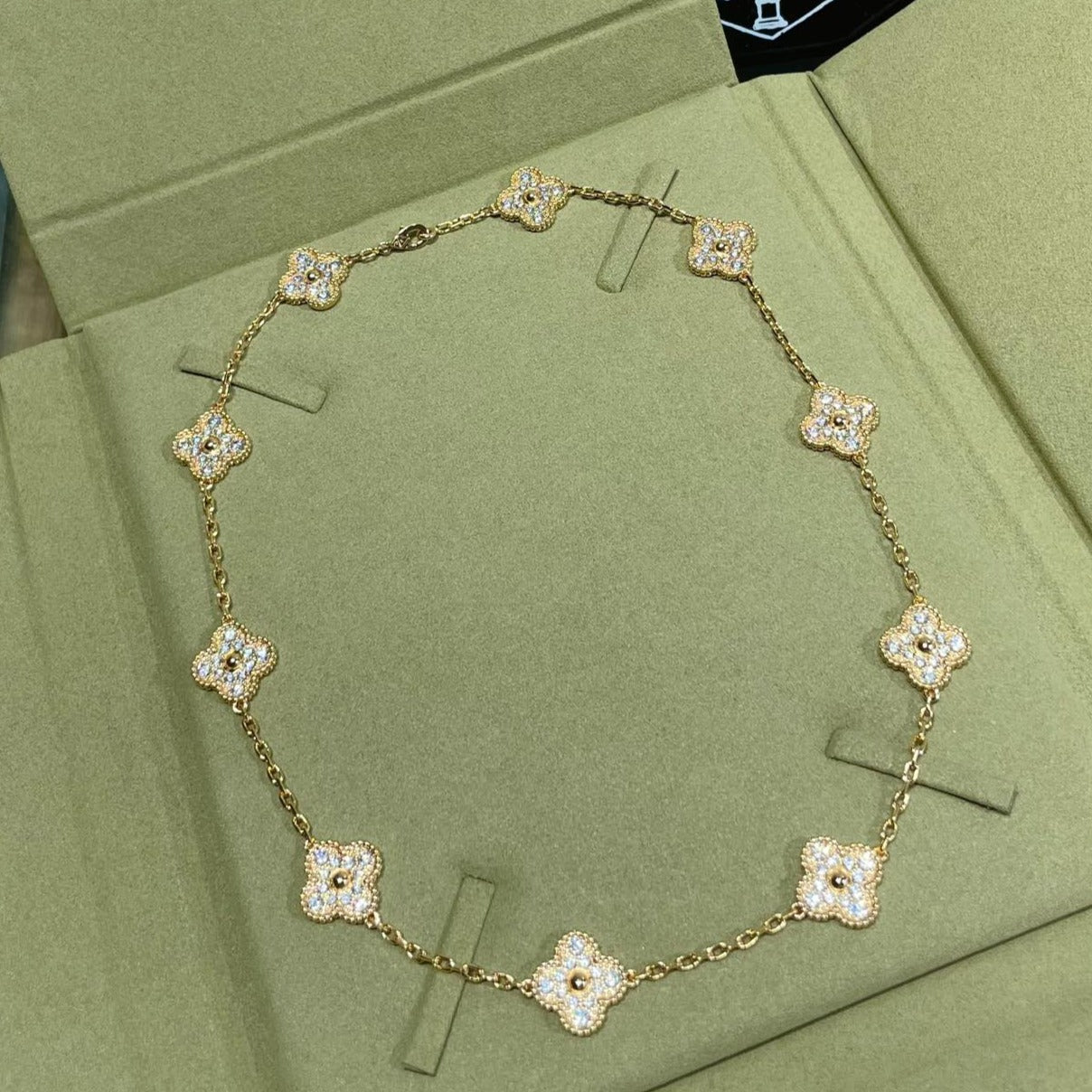 Van Cleef & Arpels CLOVER NECKLACE 10 MOTIFS DIAMOND PAVED