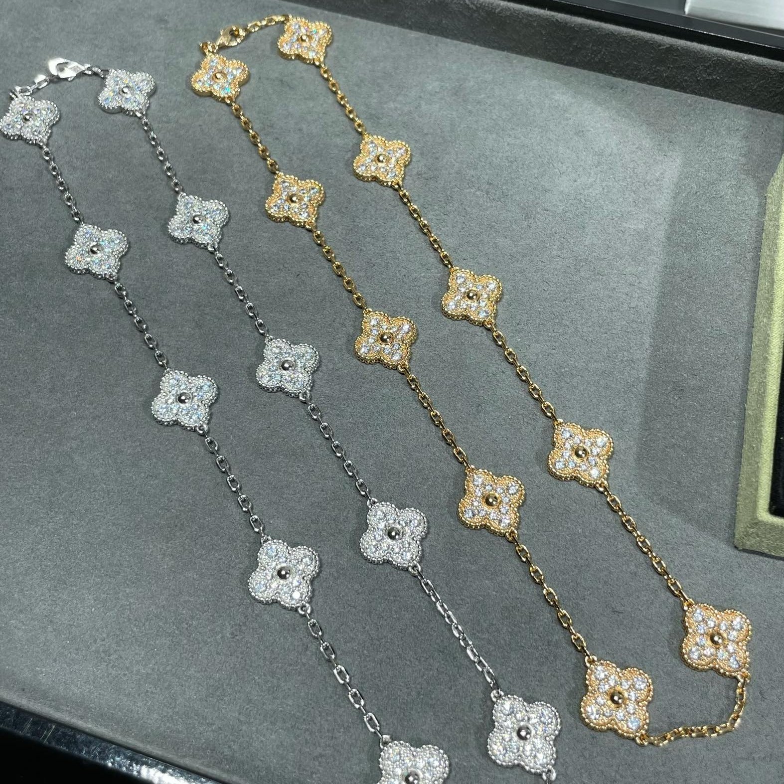Van Cleef & Arpels CLOVER NECKLACE 10 MOTIFS DIAMOND PAVED