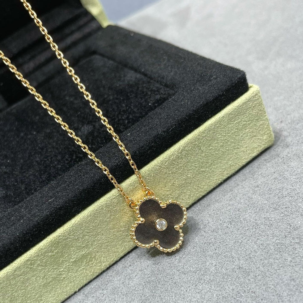 Van Cleef & Arpels CLOVER GREY MOP DIAMOND PINK GOLD NECKLACE