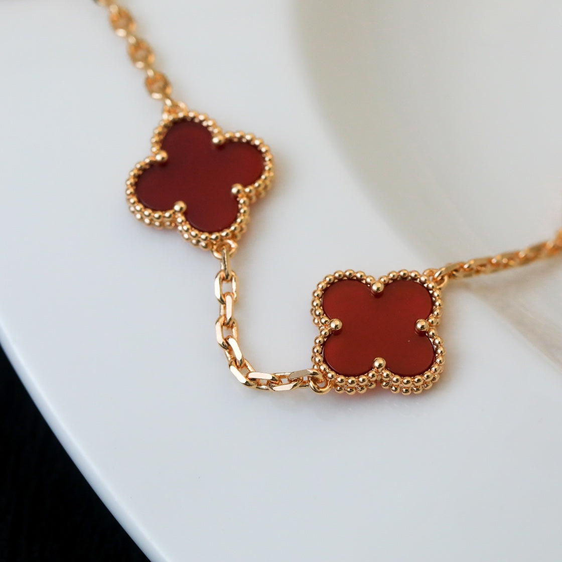Van Cleef & Arpels CLOVER BRACELET 5 MOTIF CARNELIAN