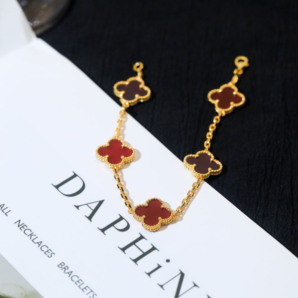 Van Cleef & Arpels CLOVER BRACELET 5 MOTIF CARNELIAN