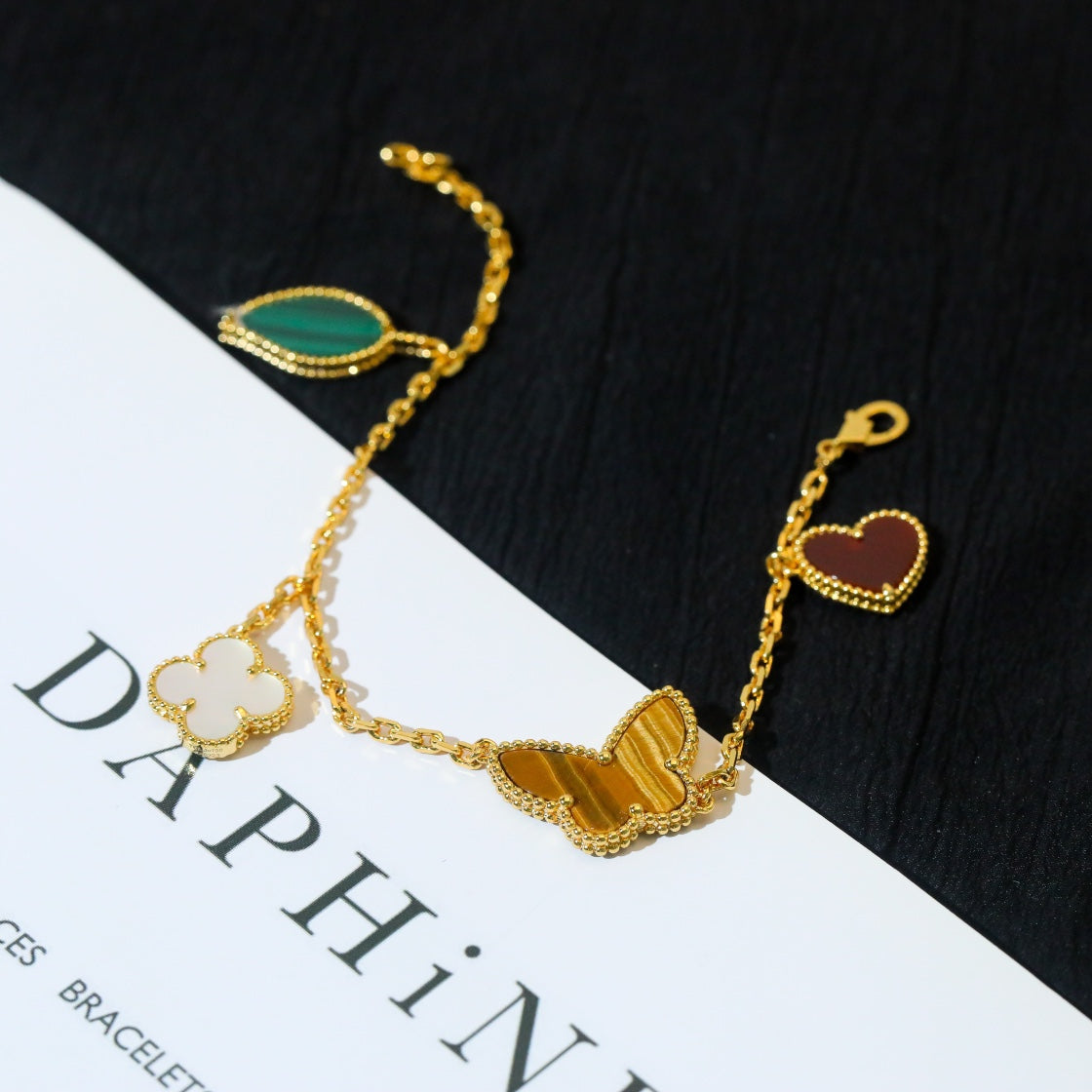 Van Cleef & Arpels LUCKY SPRING 5 MOTIF GOLD BRACELET