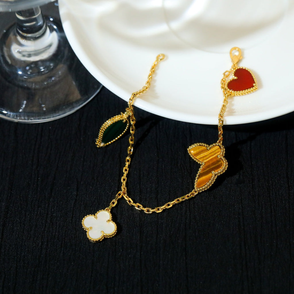 Van Cleef & Arpels LUCKY SPRING 5 MOTIF GOLD BRACELET